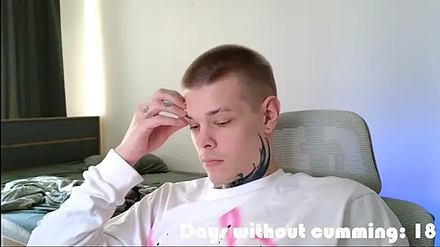 DENIS HERE online show from 05.22.26