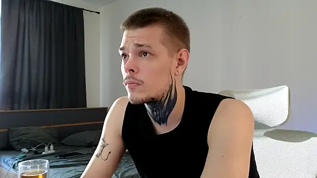 DENIS HERE online show from 06.06.26