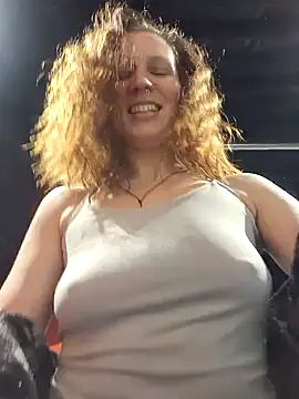 Exhibitionsplit online show from 02.20.26