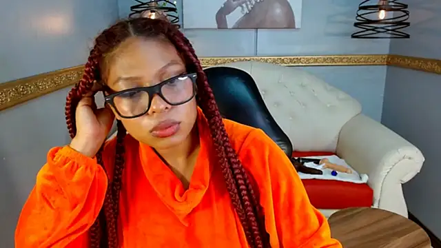 Snapshot of Naomi_Tylers chatting on 11.01.25 Naomi Tylers online show from 11.01.25