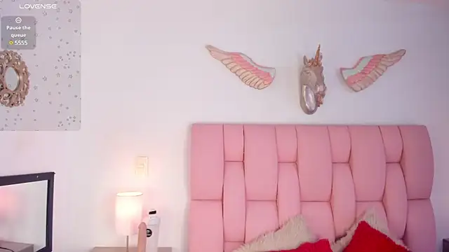 VeronikaOlsen online show from 03.05.25