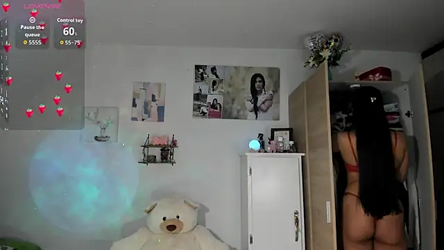 VeronikaOlsen online show from 09.28.25