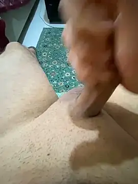 Snapshot of azginnn35 chatting on 02.08.26 azginnn35 online show from 02.08.26