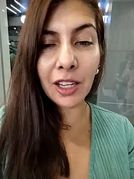 scarlett moore online show from 03.01.25