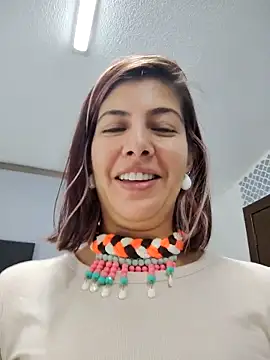 scarlett moore online show from 09.20.25