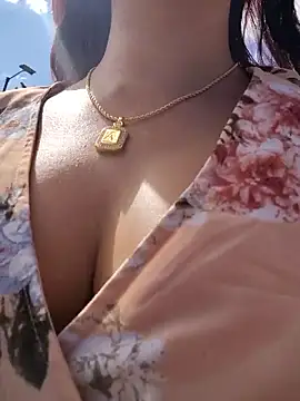 scarlett moore online show from 11.08.25