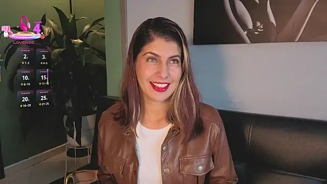 scarlett moore online show from 04.17.26