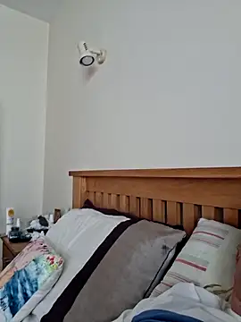 Snapshot of jonjoey123 chatting on 10.22.25 jonjoey123 online show from 10.22.25