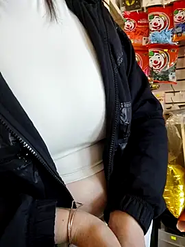 Mia Novikov online show from 11.28.25