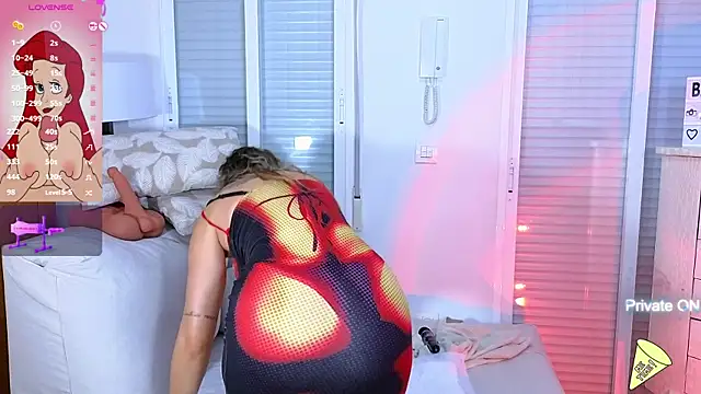 Tawny cox online show from 12.21.24