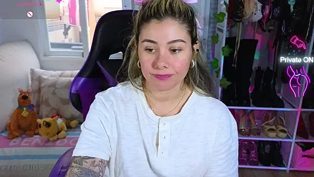 Tawny cox online show from 03.19.25