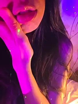 aloneathome online show from 12.18.25