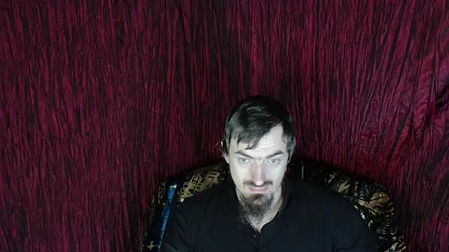 Snapshot of ConanJones chatting on 11.14.25 ConanJones online show from 11.14.25