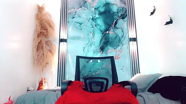 hilary rodriguez online show from 09.12.25