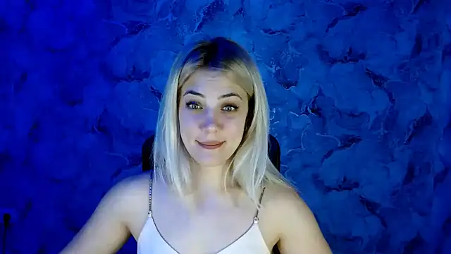 nika gold1 online show from 12.15.24