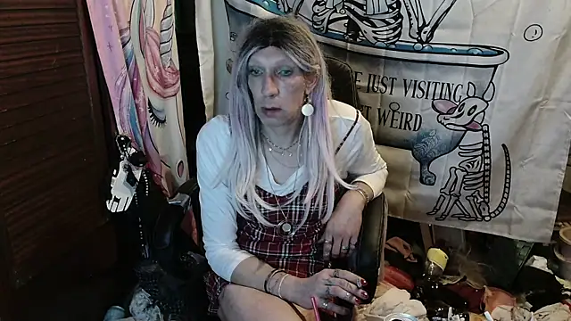 Ombeline1 online show from 03.05.26