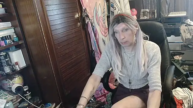 Ombeline1 online show from 04.14.26