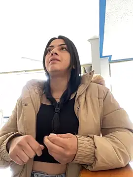 Juana19 online show from 10.22.25