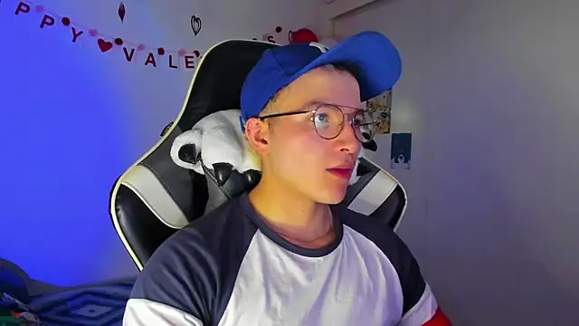 AustinSummerr online show from 02.10.25