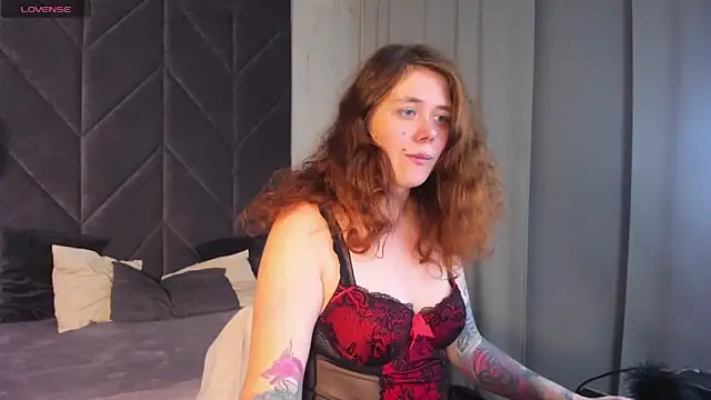 SophiePure online show from 12.04.24