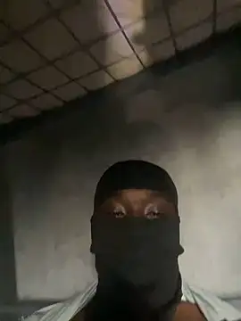 Snapshot of elninoblacko chatting on 01.19.25 elninoblacko online show from 01.19.25