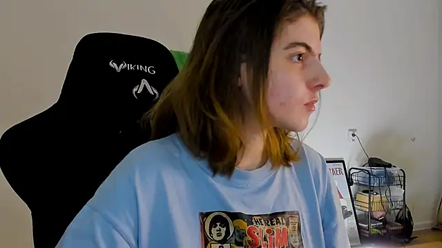 Snapshot of emmamurrr chatting on 12.09.24 emmamurrr online show from 12.09.24