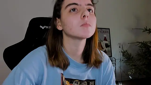 Snapshot of emmamurrr chatting on 01.14.25 emmamurrr online show from 01.14.25