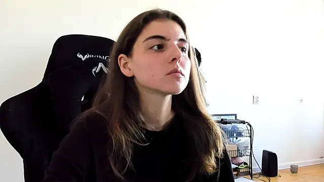 Snapshot of emmamurrr chatting on 09.09.25 emmamurrr online show from 09.09.25