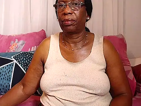 Snapshot of Freakyassnwildx chatting on 03.17.25 Freakyassnwildx online show from 03.17.25