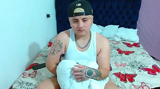 isabeautyx19 online show from 12.05.24