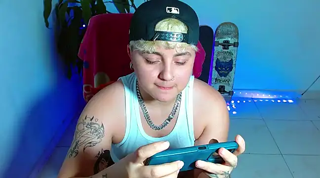 isabeautyx19 online show from 12.05.24