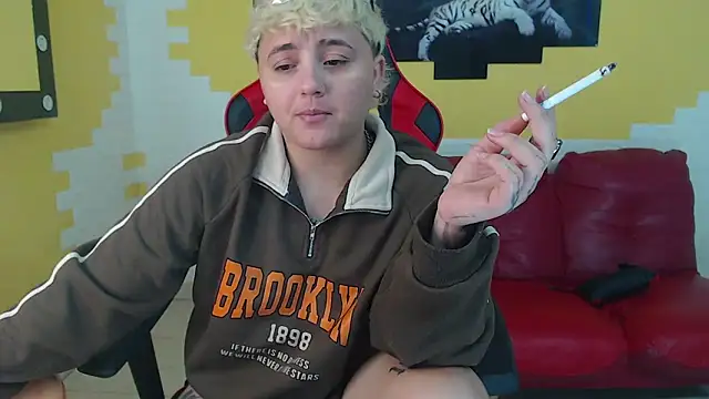 isabeautyx19 online show from 12.21.24
