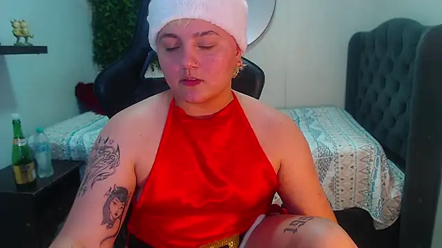 isabeautyx19 online show from 12.24.24