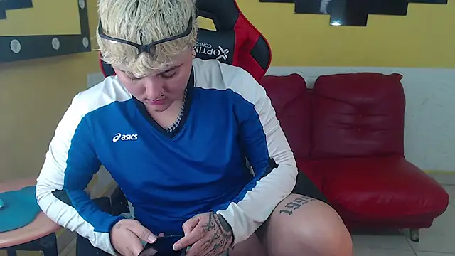 isabeautyx19 online show from 12.26.24