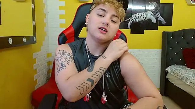 isabeautyx19 online show from 09.27.25