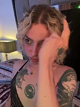 Snapshot of Bonnie_vega chatting on 01.16.26 Bonnie vega online show from 01.16.26