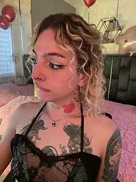 Snapshot of Bonnie_vega chatting on 02.06.26 Bonnie vega online show from 02.06.26