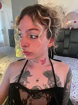 Snapshot of Bonnie_vega chatting on 02.19.26 Bonnie vega online show from 02.19.26