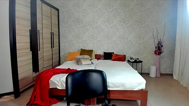 Snapshot of JulisSweet chatting on 01.10.25 JulisSweet online show from 01.10.25