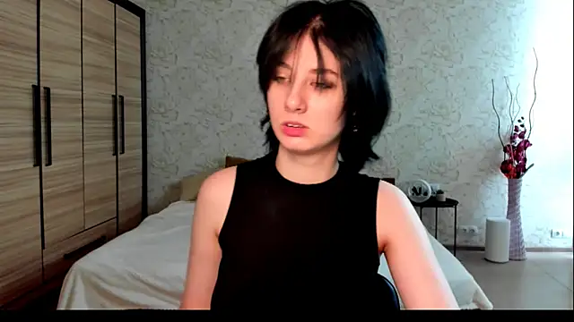 Snapshot of JulisSweet chatting on 01.18.25 JulisSweet online show from 01.18.25