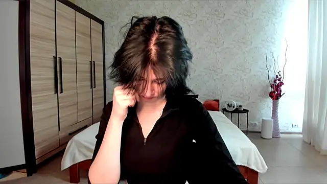 Snapshot of JulisSweet chatting on 01.19.25 JulisSweet online show from 01.19.25