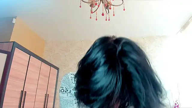 Snapshot of JulisSweet chatting on 02.08.25 JulisSweet online show from 02.08.25