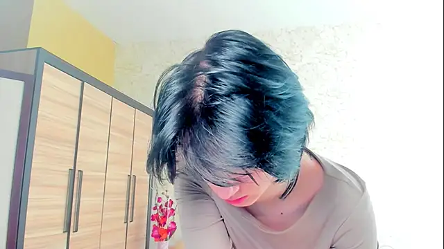 Snapshot of JulisSweet chatting on 03.22.25 JulisSweet online show from 03.22.25