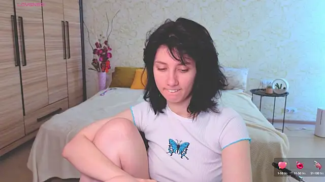 Snapshot of JulisSweet chatting on 09.13.25 JulisSweet online show from 09.13.25