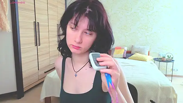 Snapshot of JulisSweet chatting on 09.22.25 JulisSweet online show from 09.22.25