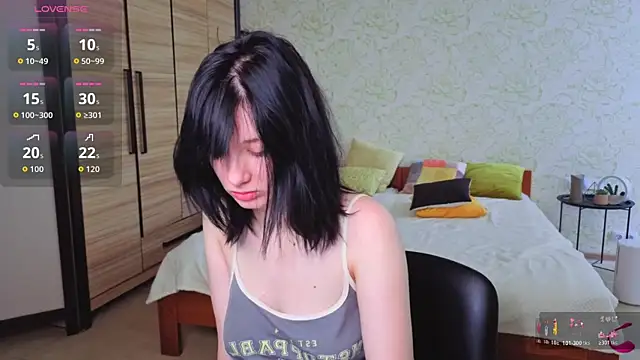 Snapshot of JulisSweet chatting on 11.07.25 JulisSweet online show from 11.07.25