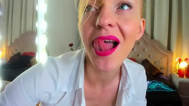 SquirtyAlisa online show from 09.21.25