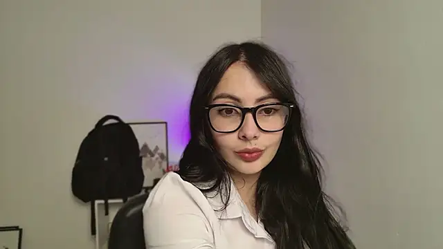 Snapshot of lalawhitte chatting on 07.24.26 lalawhitte online show from 07.24.26
