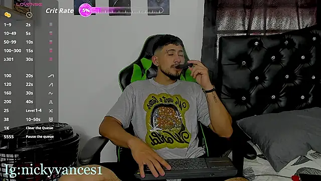 Snapshot of nicky_vances chatting on 02.28.26 nicky vances online show from 02.28.26