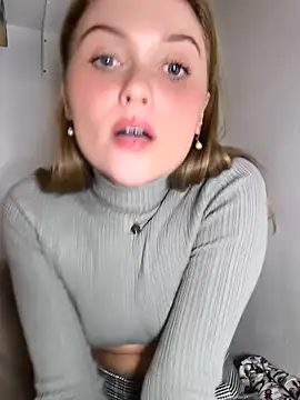 Snapshot of Goldloeckchen159 chatting on 10.02.25 Goldloeckchen159 online show from 10.02.25